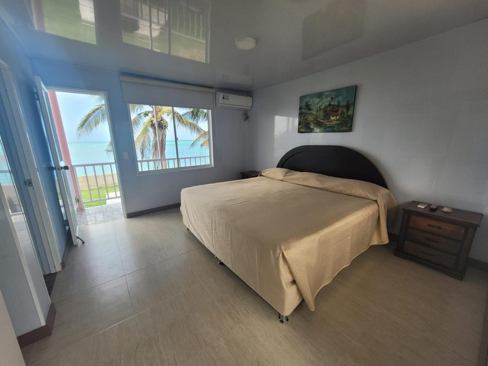 Hotel Posada Del Mar Fresh Water Bay Exterior photo
